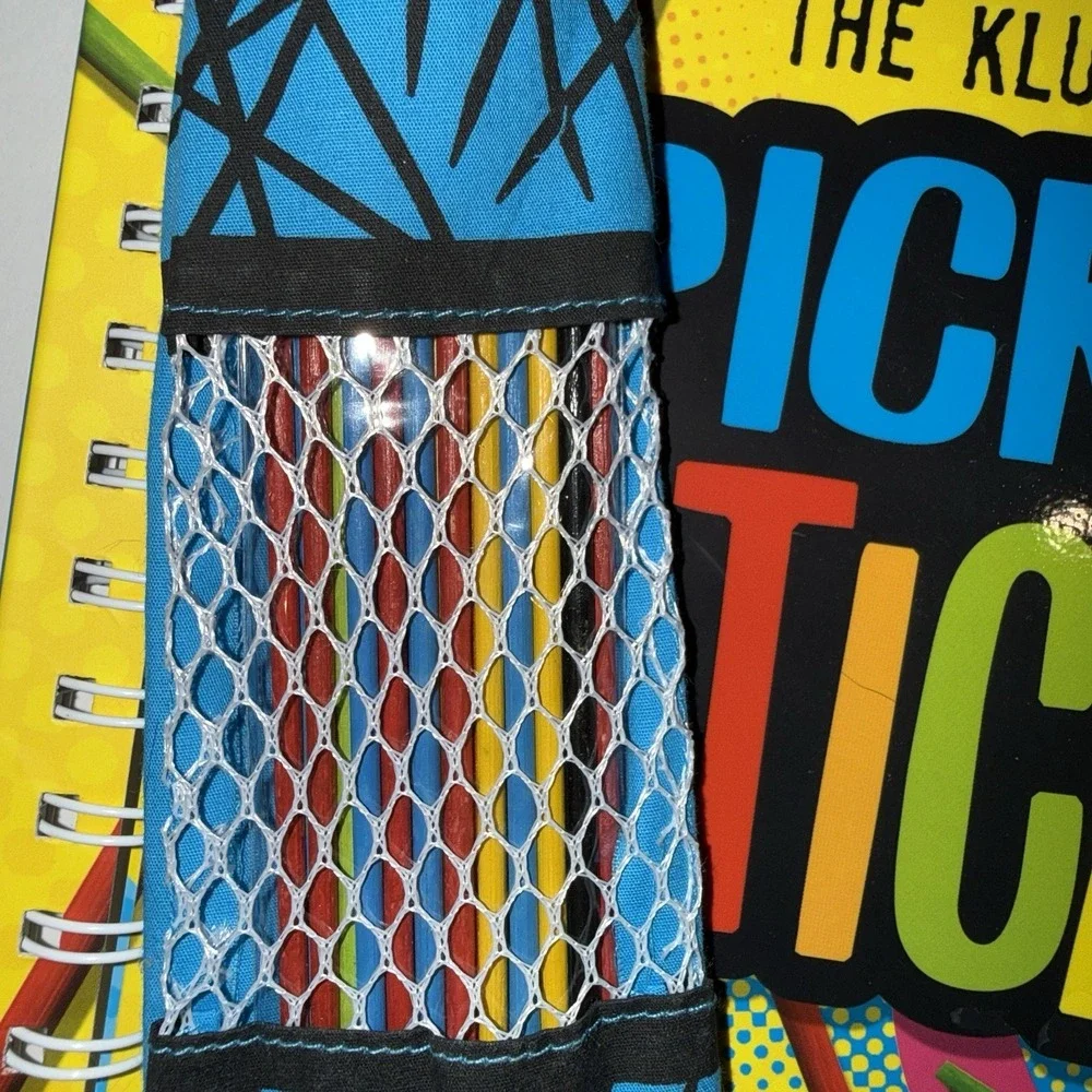 Klutz Book of Pickup Sticks Game Kit NEW 2010 Spiral Bound Book & 30 Sticks Bag